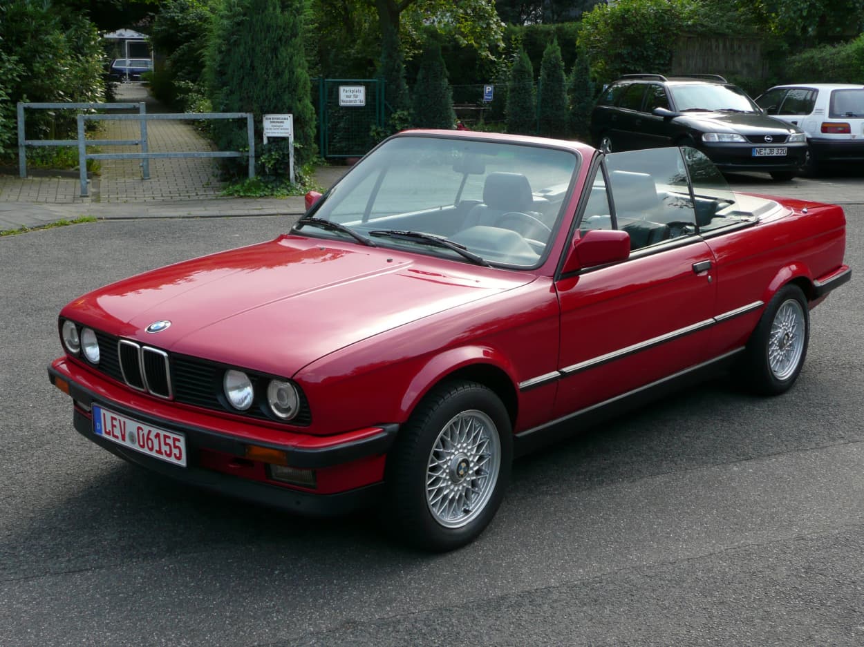 Bild vom BMW 320 E30