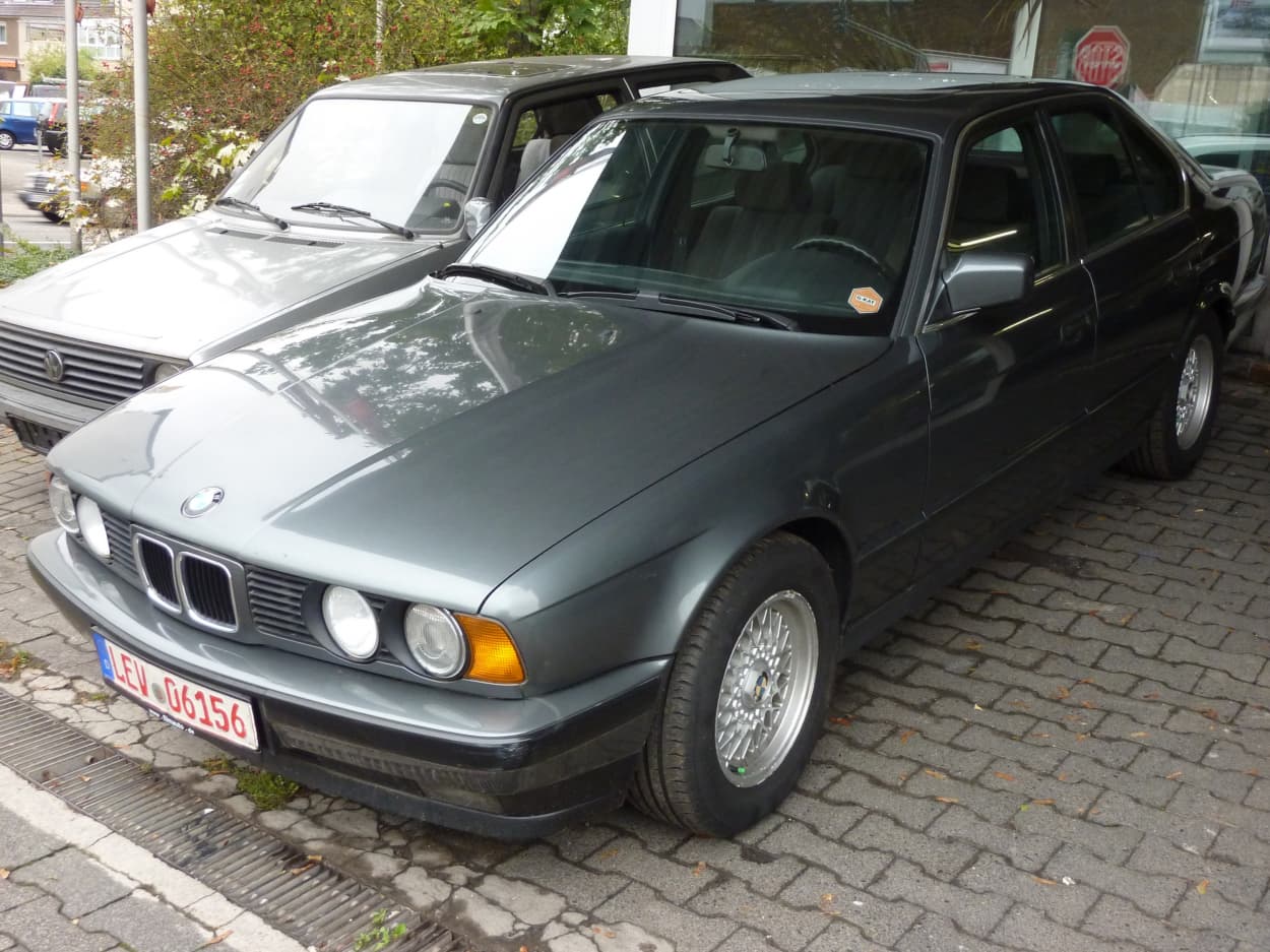 Bild vom BMW 520 E34 Grau