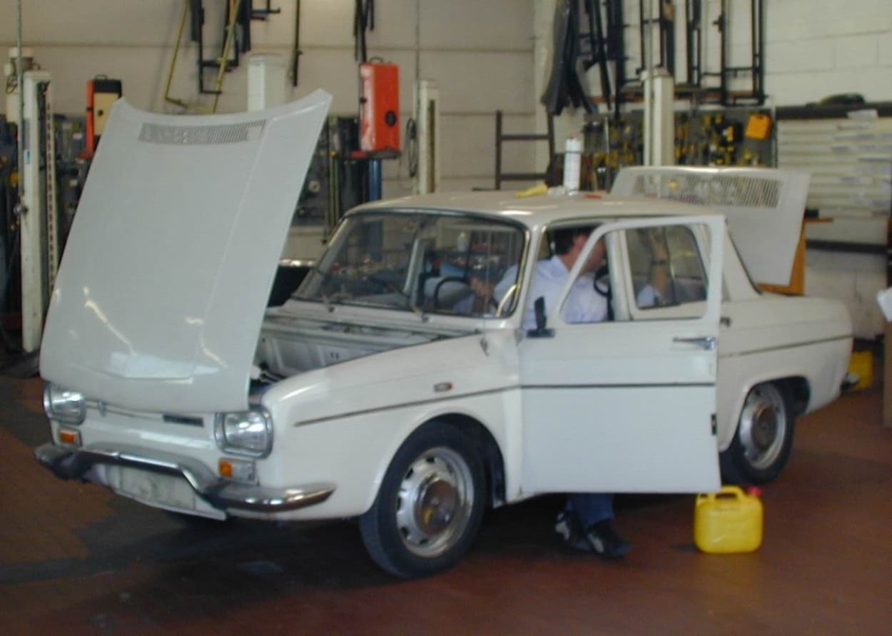 Bild vom Renault R10