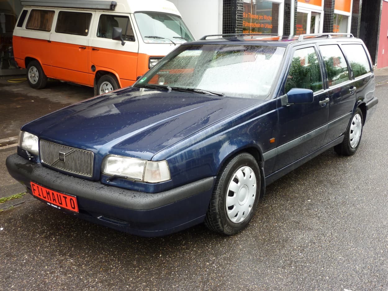 Bild vom Volvo 850 Kombi Blau