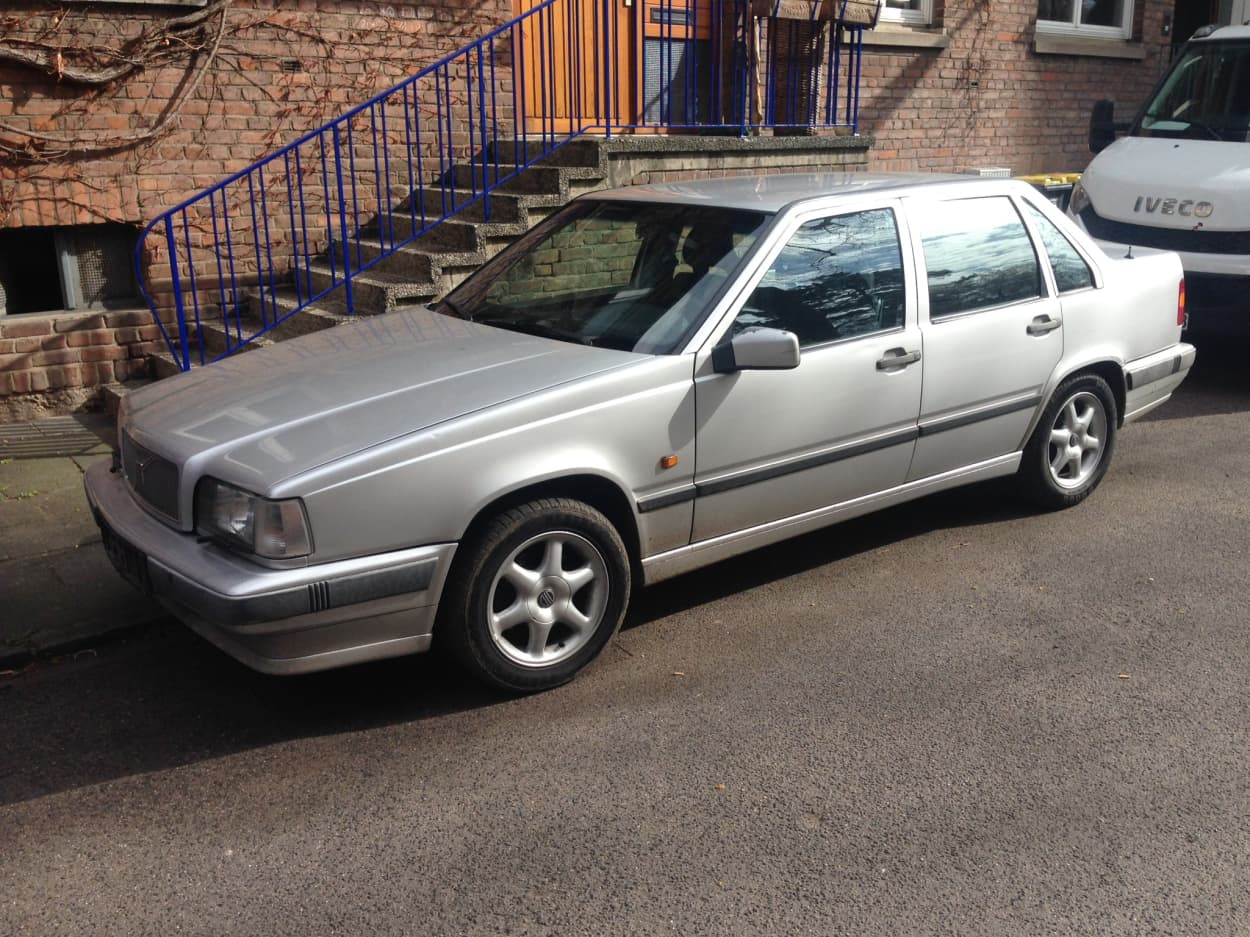 Bild vom Volvo 850 Lim Silber